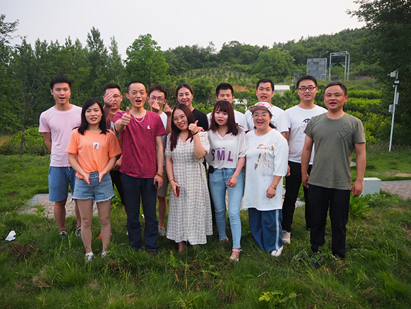 OLYMPUS DIGITAL CAMERA OLYMPUS DIGITAL CAMERA